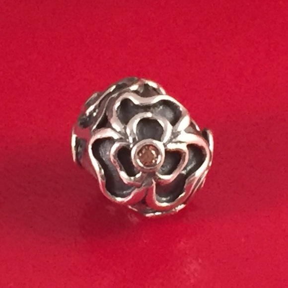 Authentic PANDORA SS Posey with Citrine CZ - Picture 4 of 5